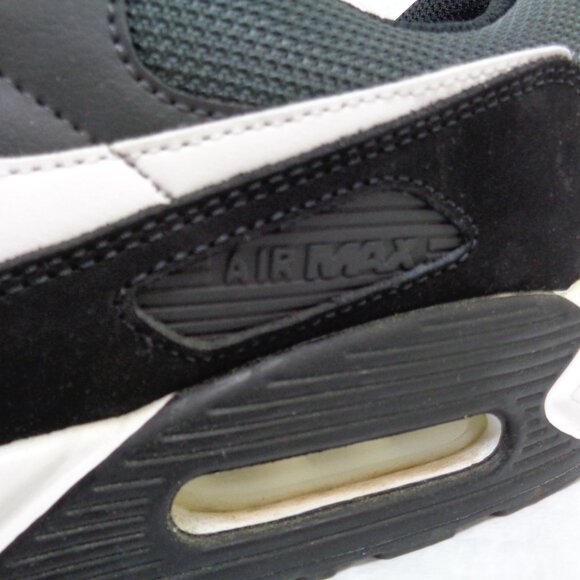 NIKE AIR MAX Black & Gray Men's size 12 Athletic Sneaker - Picture 7 of 11